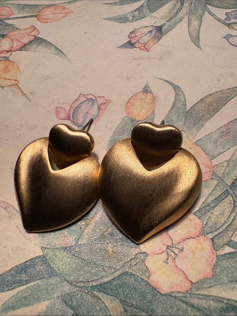 Vintage JS Heart shape Drop Metal Earrings - Gold Tone